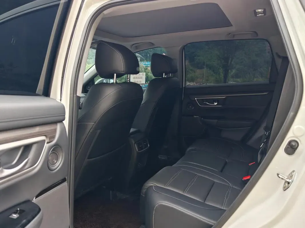 2021 Honda CR-V 2.0L 146HP L4 E-CVT PHEV 16KWH,autocango,china used car exporter,china ev exporter,chinese used car exporter,chinese used ev exporter