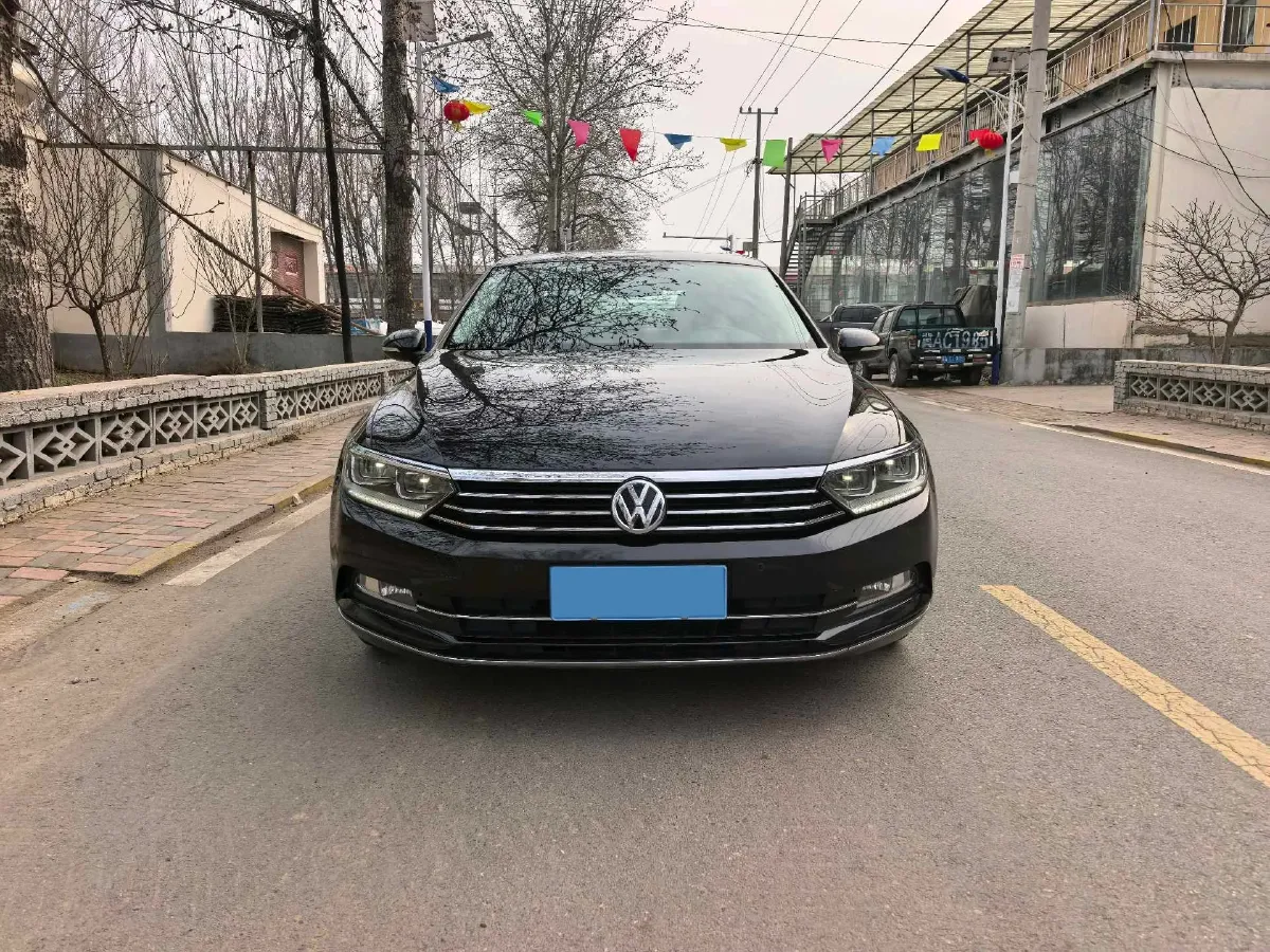 2019 Volkswagen Magotan 2.0T 186HP L4 7DCT,autocango,china used car exporter,china ev exporter,chinese used car exporter,chinese used ev exporter