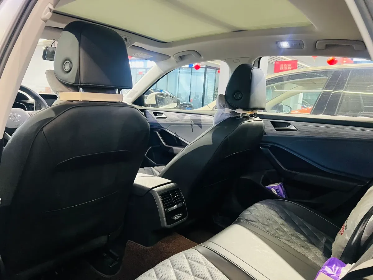 2023 Volkswagen Sagitar 1.4T 150HP L4 7DCT,autocango,china used car exporter,china ev exporter,chinese used car exporter,chinese used ev exporter