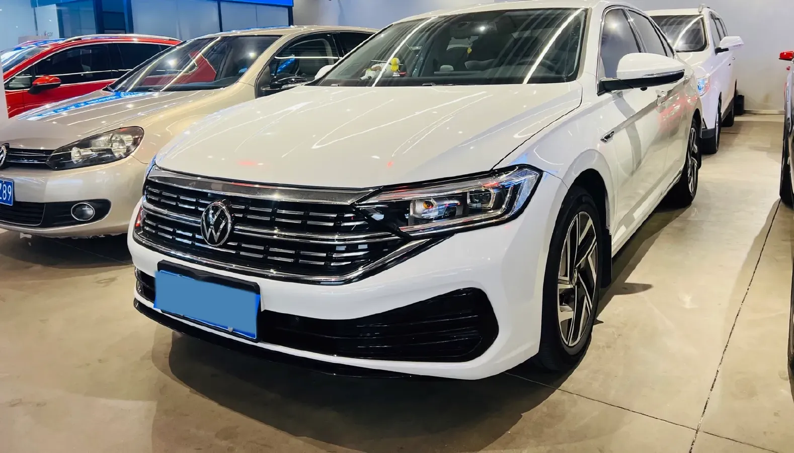 2023 Volkswagen Sagitar 1.4T 150HP L4 7DCT,autocango,china used car exporter,china ev exporter,chinese used car exporter,chinese used ev exporter