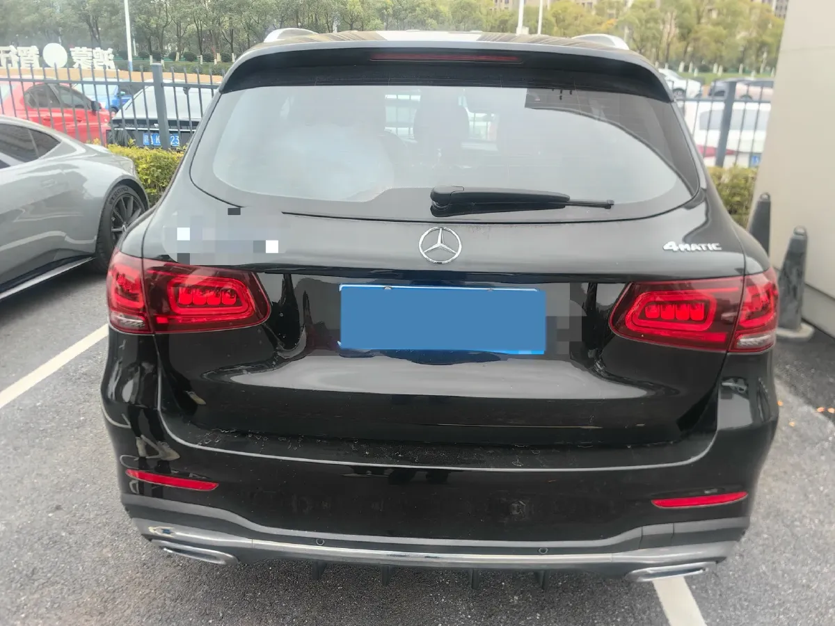 2021 Mercedes-Benz GLC Class 2.0T 197HP L4 9AT,autocango,china used car exporter,china ev exporter,chinese used car exporter,chinese used ev exporter