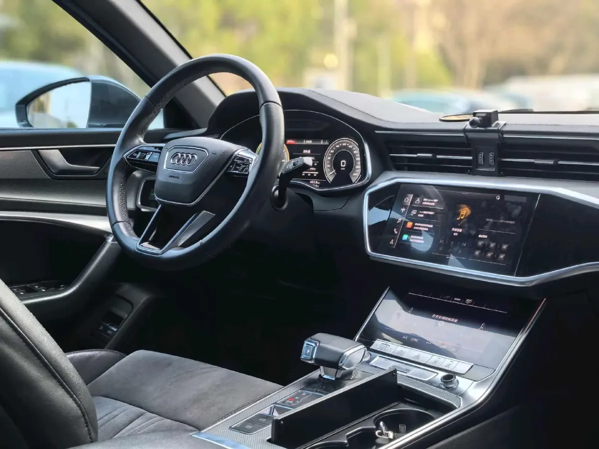 2020 Audi A6L 2.0T 252HP L4 7DCT PHEV 14.1KWH,autocango,china used car exporter,china ev exporter,chinese used car exporter,chinese used ev exporter