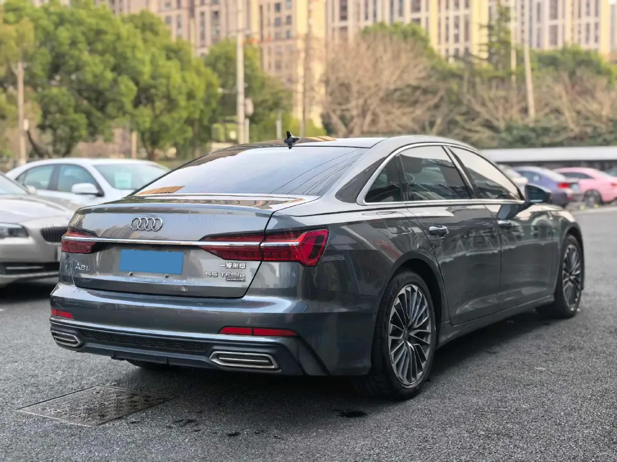 2020 Audi A6L 2.0T 252HP L4 7DCT PHEV 14.1KWH,autocango,china used car exporter,china ev exporter,chinese used car exporter,chinese used ev exporter