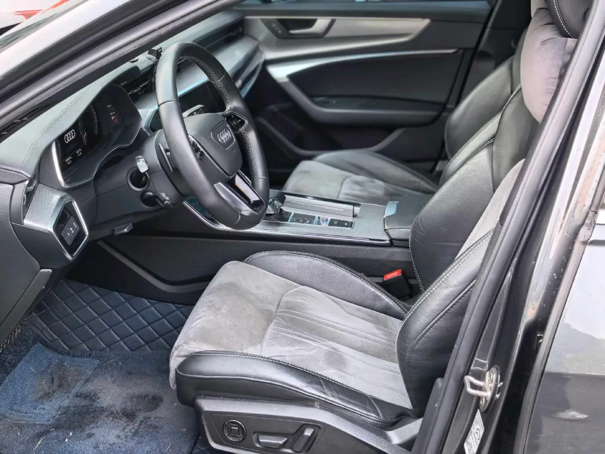 2020 Audi A6L 2.0T 252HP L4 7DCT PHEV 14.1KWH,autocango,china used car exporter,china ev exporter,chinese used car exporter,chinese used ev exporter