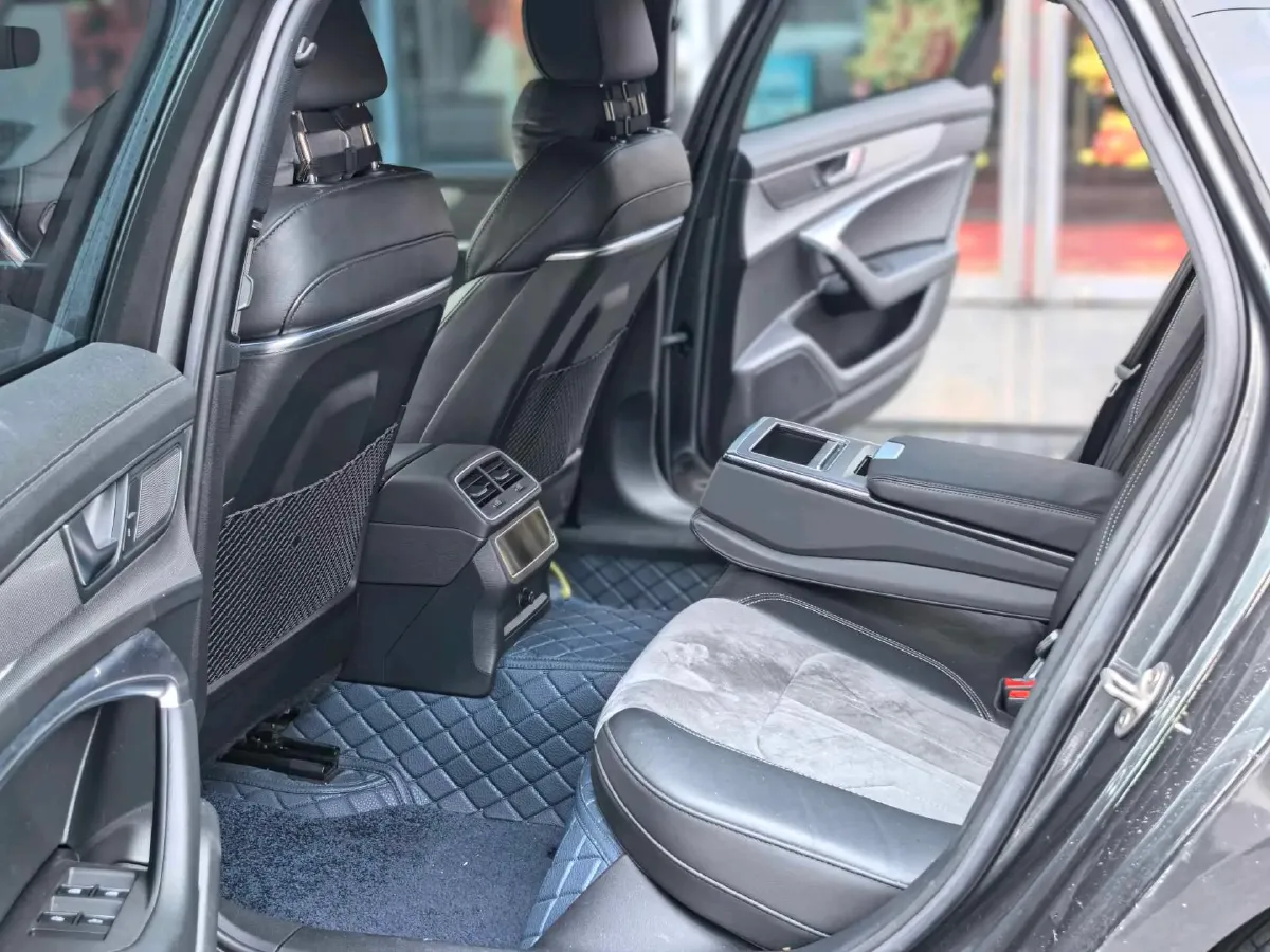 2020 Audi A6L 2.0T 252HP L4 7DCT PHEV 14.1KWH,autocango,china used car exporter,china ev exporter,chinese used car exporter,chinese used ev exporter