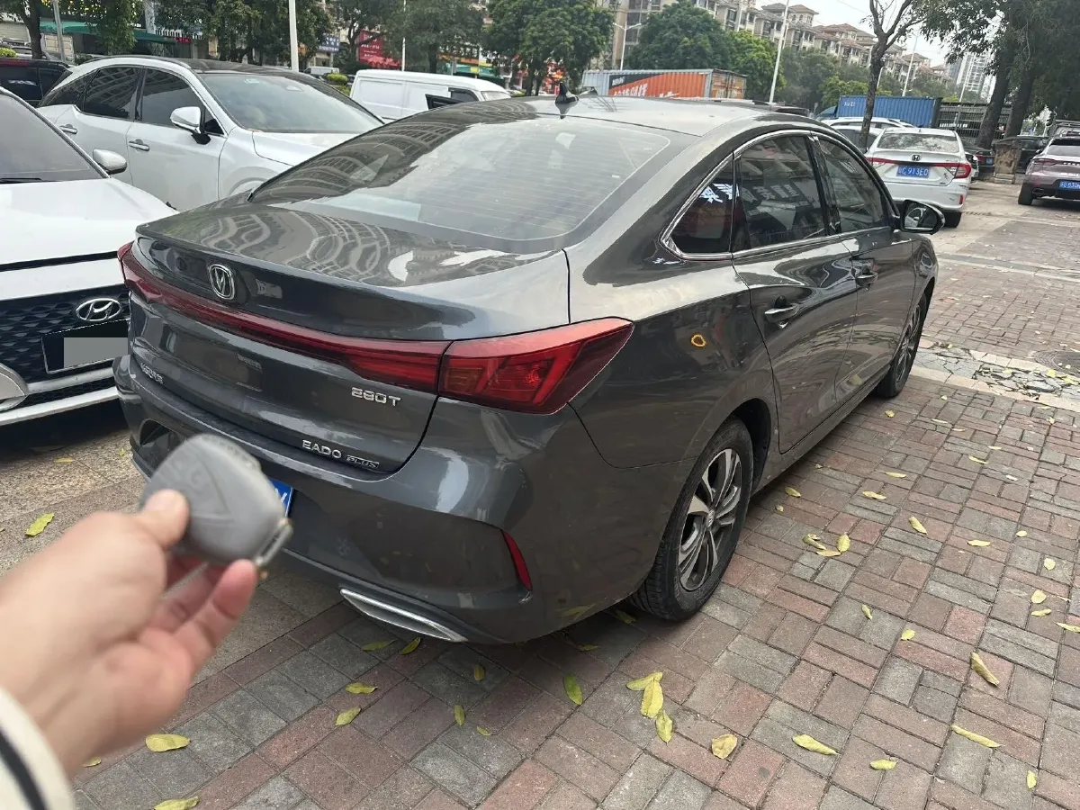 2021 ChangAn Eado 1.4T 160HP L4 7DCT,autocango,china used car exporter,china ev exporter,chinese used car exporter,chinese used ev exporter