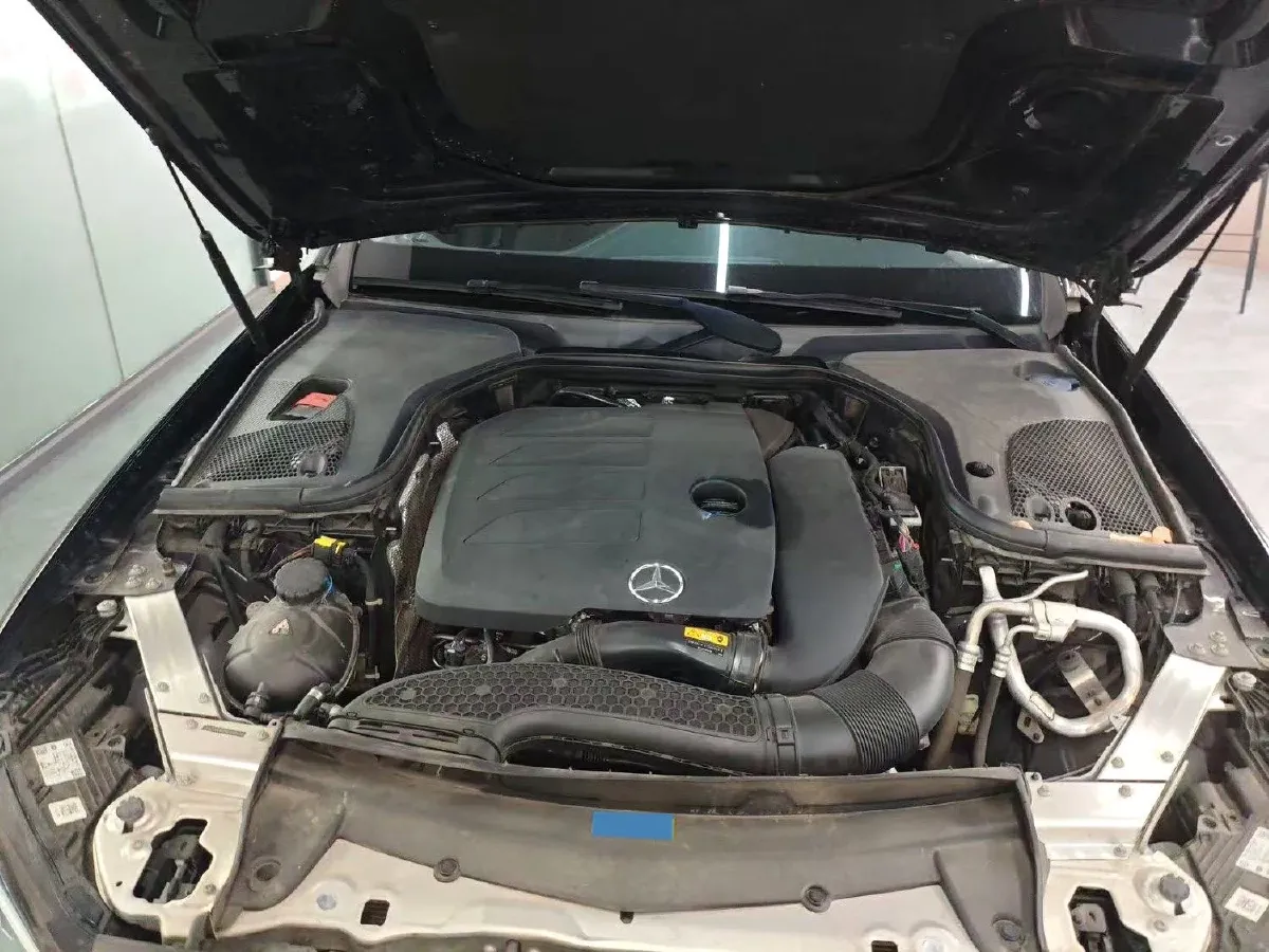 2023 Mercedes-Benz E Class 2.0T 258HP L4 9AT,autocango,china used car exporter,china ev exporter,chinese used car exporter,chinese used ev exporter