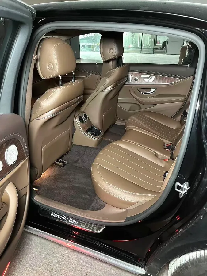 2023 Mercedes-Benz E Class 2.0T 258HP L4 9AT,autocango,china used car exporter,china ev exporter,chinese used car exporter,chinese used ev exporter