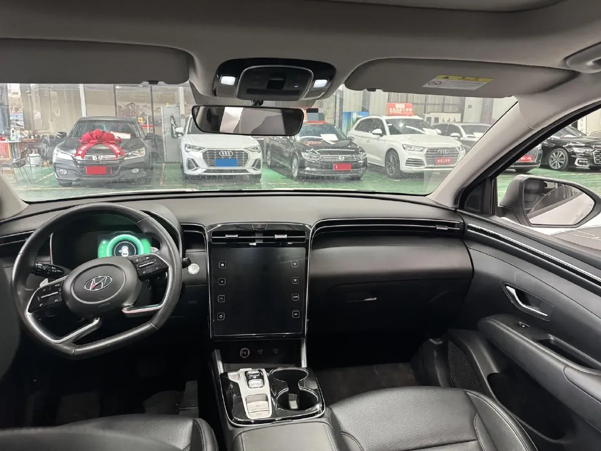 2021 Hyundai Tucson 1.5T 200HP L4 7DCT,autocango,china used car exporter,china ev exporter,chinese used car exporter,chinese used ev exporter