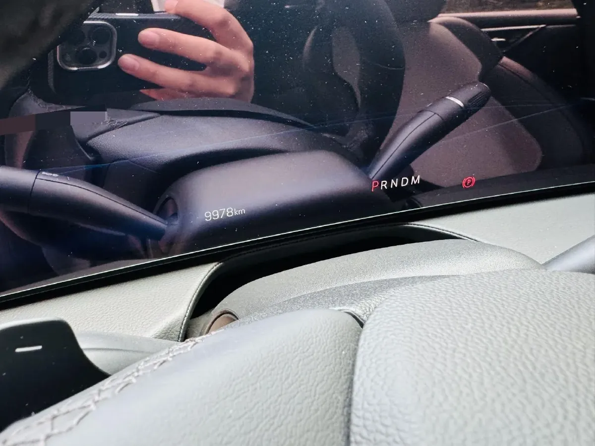 2025 Cadillac CT5 2.0T 237HP L4 10AT,autocango,china used car exporter,china ev exporter,chinese used car exporter,chinese used ev exporter