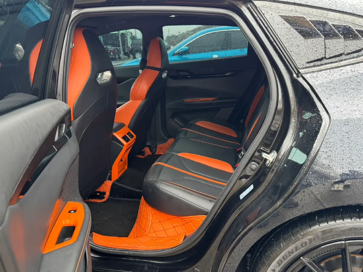 2024 ChangAn UNI-V 1.5T 188HP L4 7DCT,autocango,china used car exporter,china ev exporter,chinese used car exporter,chinese used ev exporter