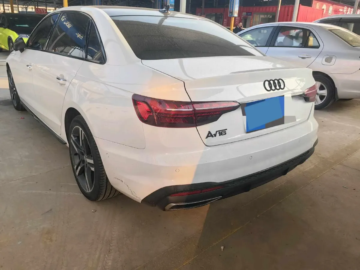 2020 Audi A4L 2.0T 190HP L4 7DCT,autocango,china used car exporter,china ev exporter,chinese used car exporter,chinese used ev exporter
