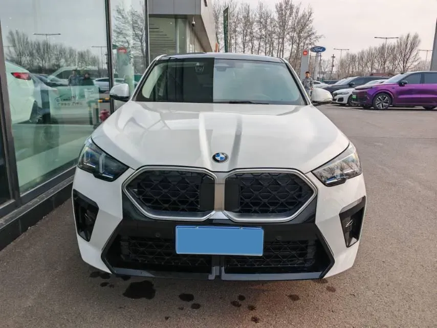 2024 BMW X2 2.0T 204HP L4 7DCT,autocango,china used car exporter,china ev exporter,chinese used car exporter,chinese used ev exporter