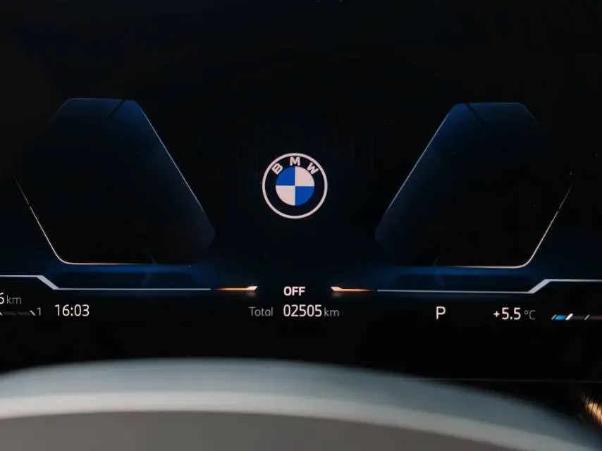 2024 BMW X2 2.0T 204HP L4 7DCT,autocango,china used car exporter,china ev exporter,chinese used car exporter,chinese used ev exporter