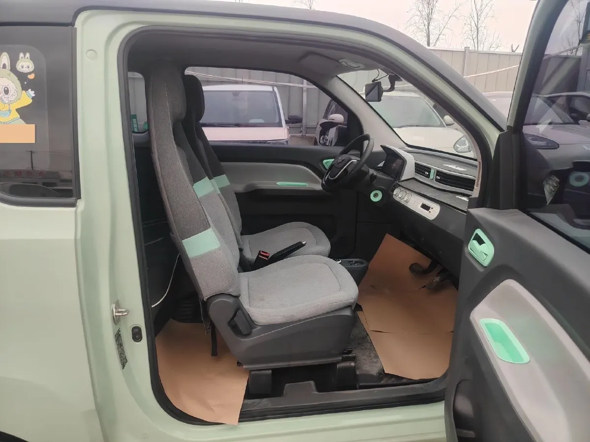 2021 WuLing HongGuang MINI EV BEV 13.8KWH,autocango,china used car exporter,china ev exporter,chinese used car exporter,chinese used ev exporter