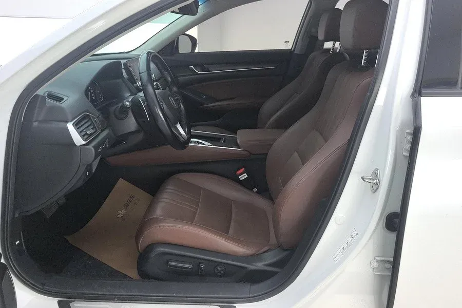 2019 Honda Inspire 2.0L 146HP L4 E-CVT Hybrid,autocango,china used car exporter,china ev exporter,chinese used car exporter,chinese used ev exporter