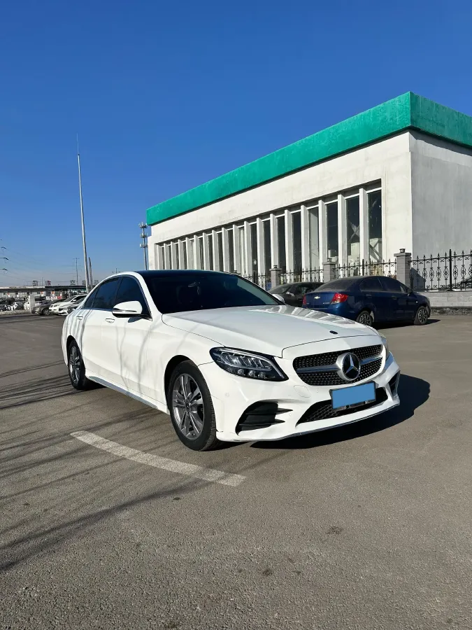 2021 Mercedes-Benz C Class 1.5T 156HP L4 9AT,autocango,china used car exporter,china ev exporter,chinese used car exporter,chinese used ev exporter