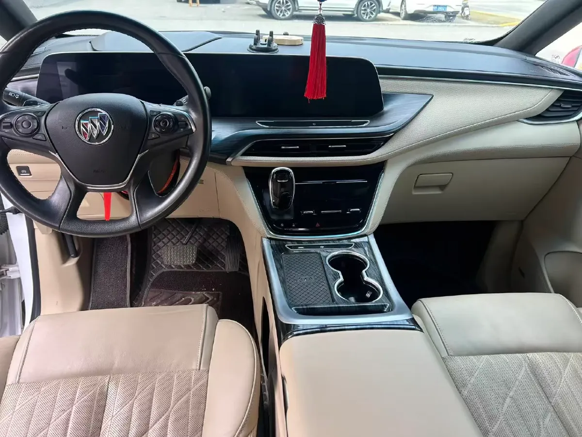 2022 Buick GL8 2.0T 237HP L4 9AT,autocango,china used car exporter,china ev exporter,chinese used car exporter,chinese used ev exporter