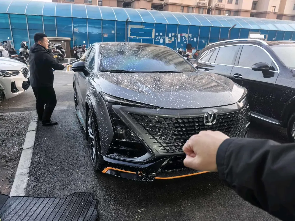 2022 ChangAn UNI-T 1.5T 188HP L4 7DCT,autocango,china used car exporter,china ev exporter,chinese used car exporter,chinese used ev exporter