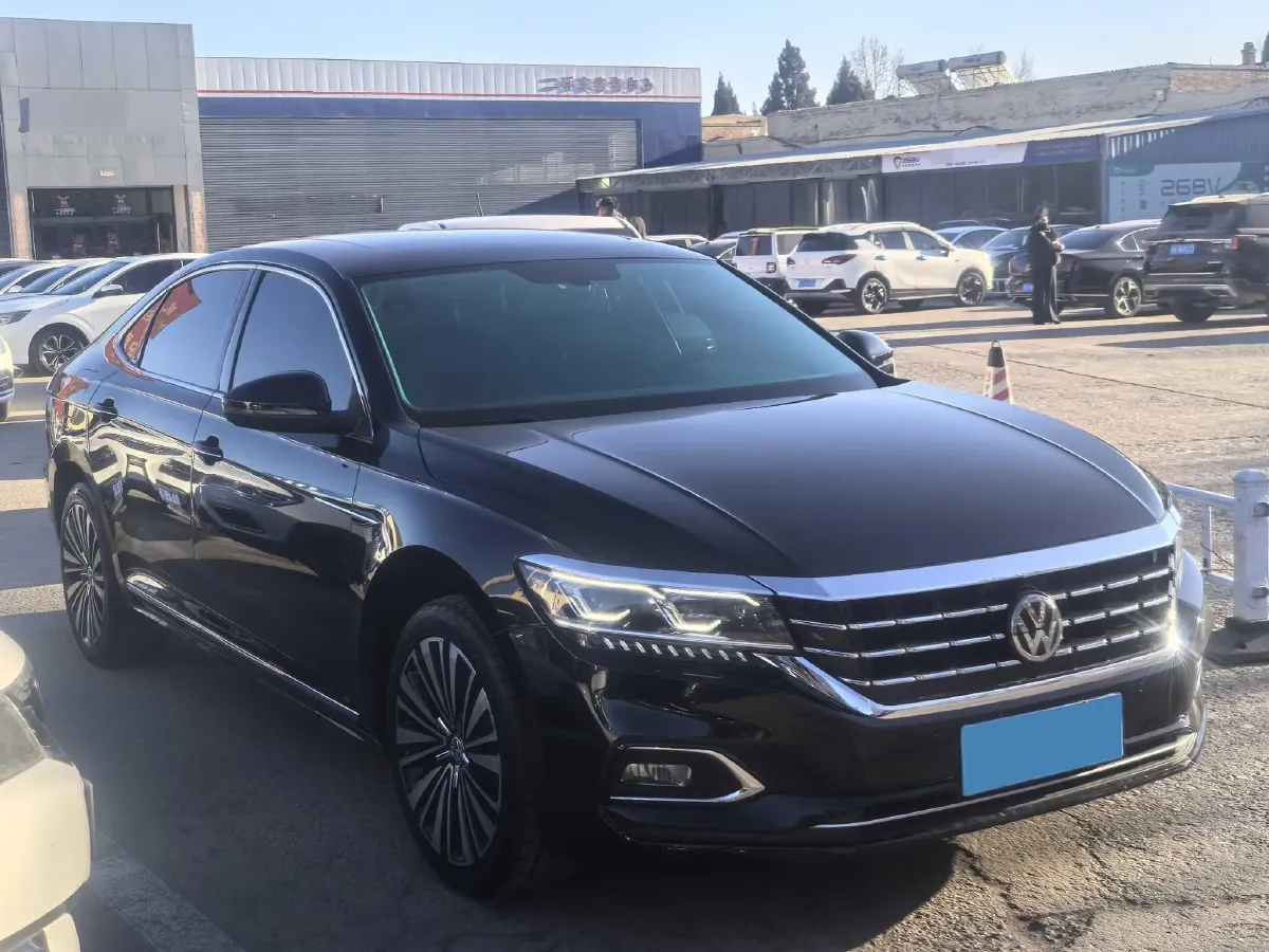 2019 Volvo V40 1.5T 152HP L4 6AT,autocango,china used car exporter,china ev exporter,chinese used car exporter,chinese used ev exporter