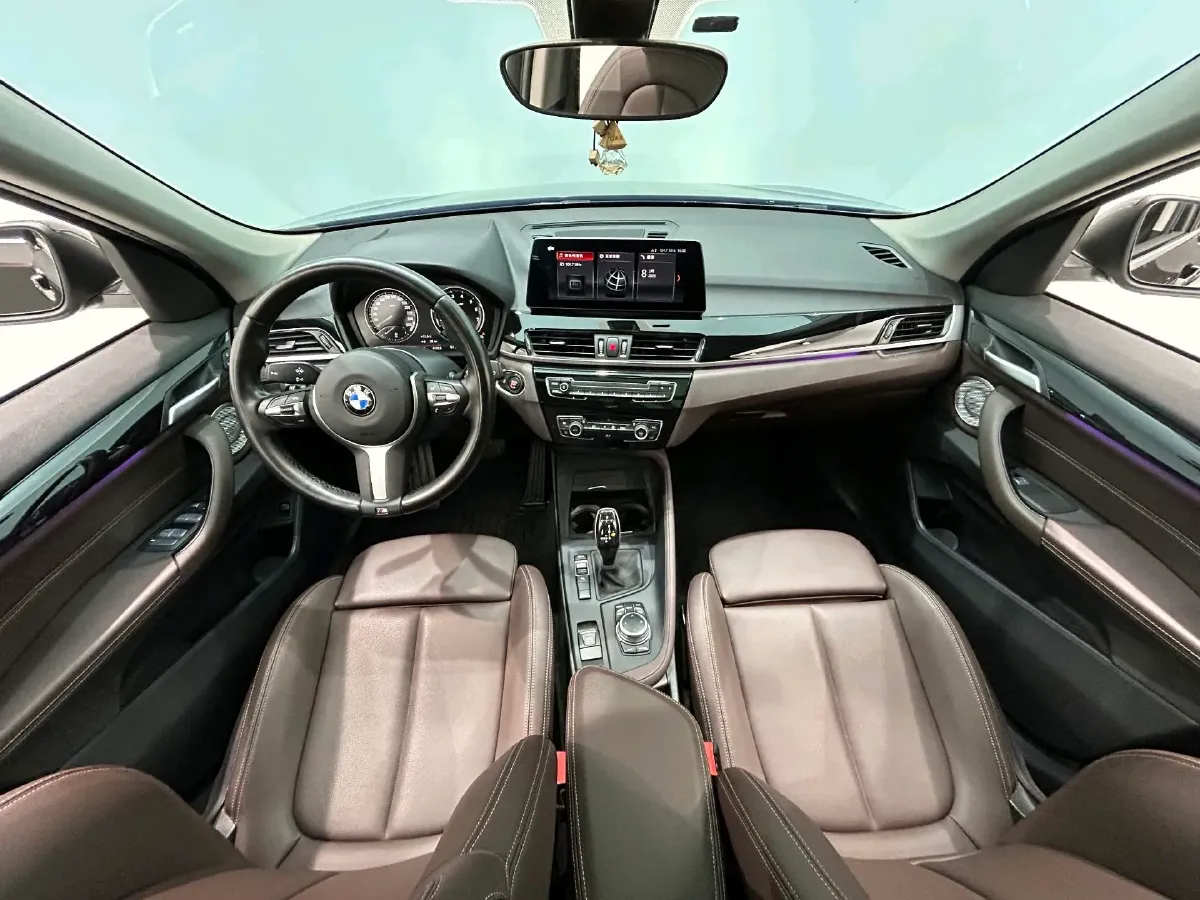 2022 BMW X1 2.0T 192HP L4 7DCT,autocango,china used car exporter,china ev exporter,chinese used car exporter,chinese used ev exporter