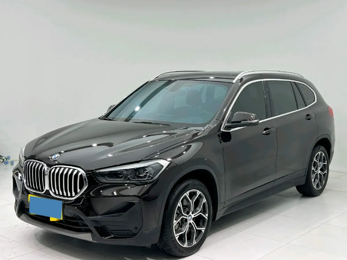 2022 BMW X1 2.0T 192HP L4 7DCT,autocango,china used car exporter,china ev exporter,chinese used car exporter,chinese used ev exporter