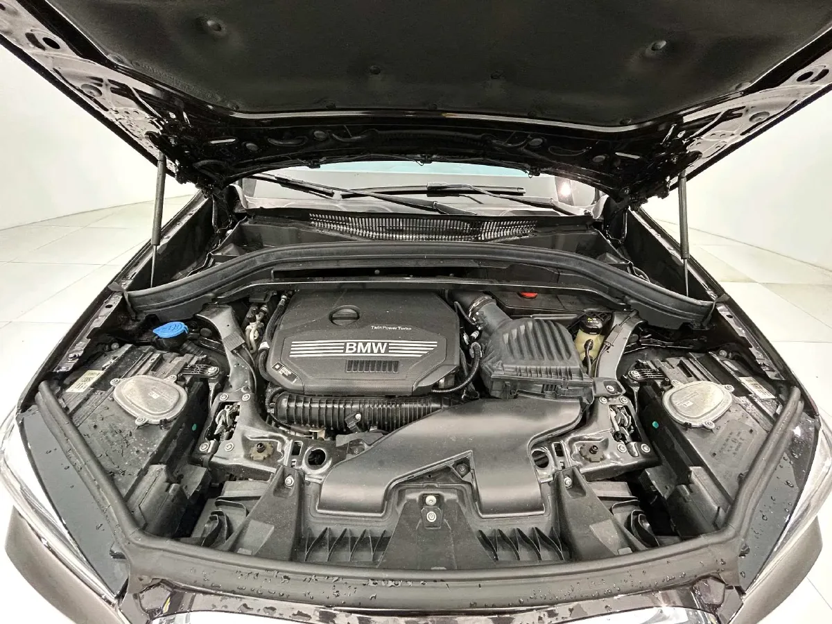 2022 BMW X1 2.0T 192HP L4 7DCT,autocango,china used car exporter,china ev exporter,chinese used car exporter,chinese used ev exporter