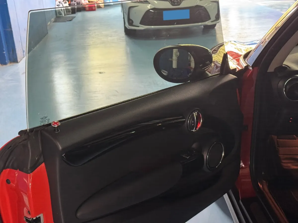 2020 MINI MINI 2.0T 192HP L4 7DCT,autocango,china used car exporter,china ev exporter,chinese used car exporter,chinese used ev exporter