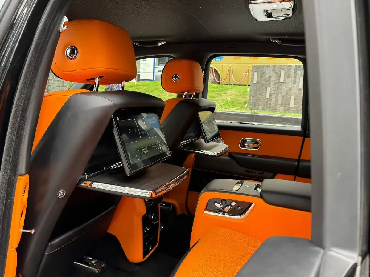 2024 Rolls-Royce Cullinan 6.7T 571HP V12 8AT,autocango,china used car exporter,china ev exporter,chinese used car exporter,chinese used ev exporter