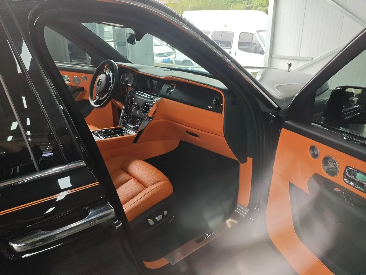 2024 Rolls-Royce Cullinan 6.7T 571HP V12 8AT,autocango,china used car exporter,china ev exporter,chinese used car exporter,chinese used ev exporter