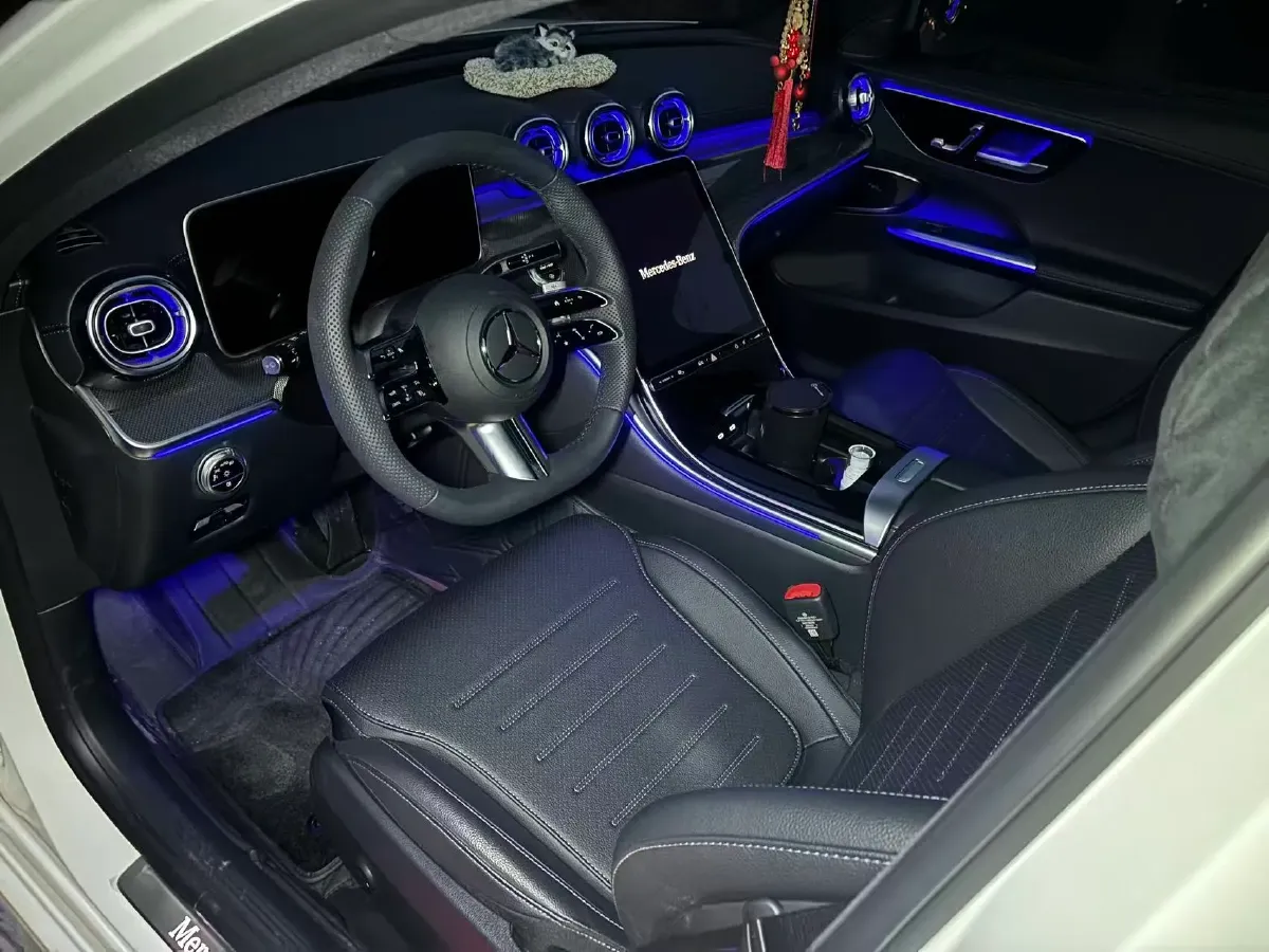 2025 Mercedes-Benz C Class 1.5T 204HP L4 9AT,autocango,china used car exporter,china ev exporter,chinese used car exporter,chinese used ev exporter