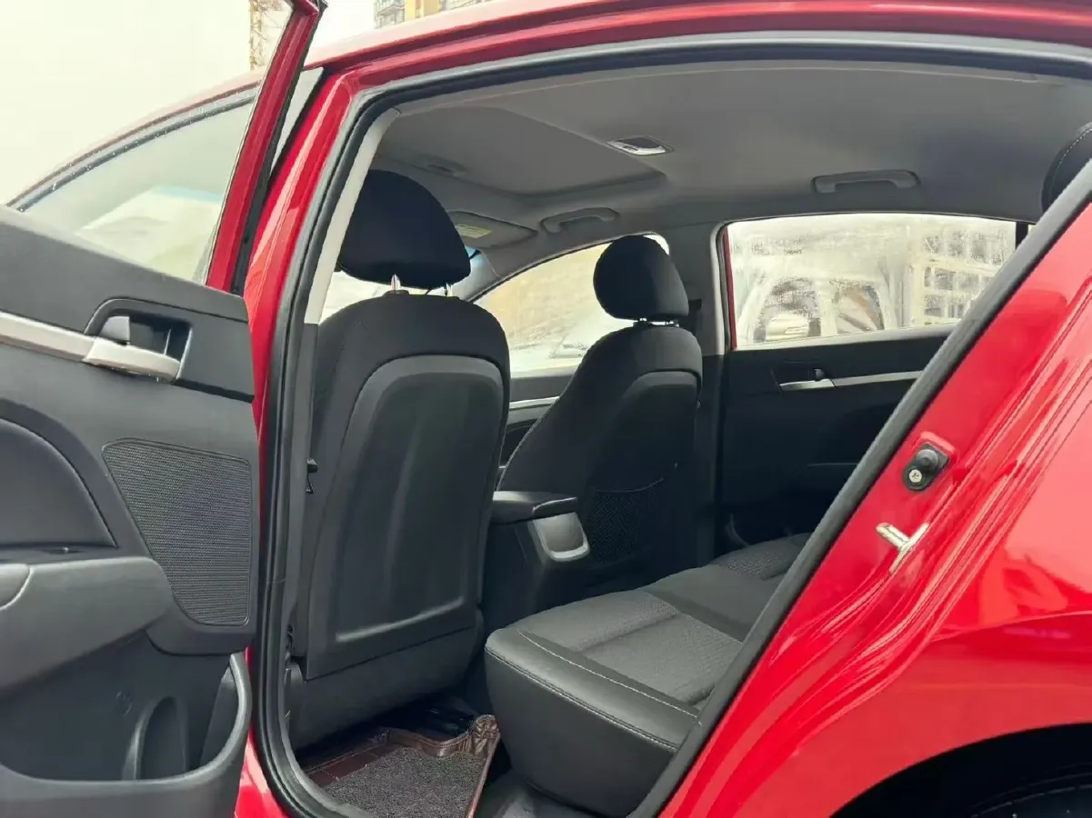 2016 Hyundai Elantra 1.6L 130HP L4 6AT,autocango,china used car exporter,china ev exporter,chinese used car exporter,chinese used ev exporter