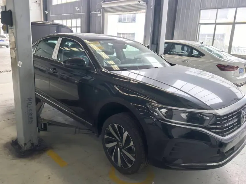 2026 Volkswagen Passat 2.0T 220HP L4 7DCT,autocango,china used car exporter,china ev exporter,chinese used car exporter,chinese used ev exporter