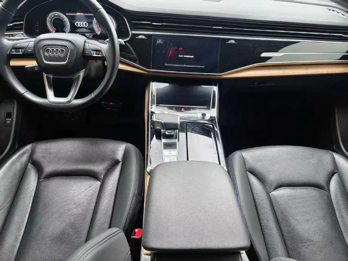 2022 Audi Q7 3.0T 340HP V6 8AT,autocango,china used car exporter,china ev exporter,chinese used car exporter,chinese used ev exporter