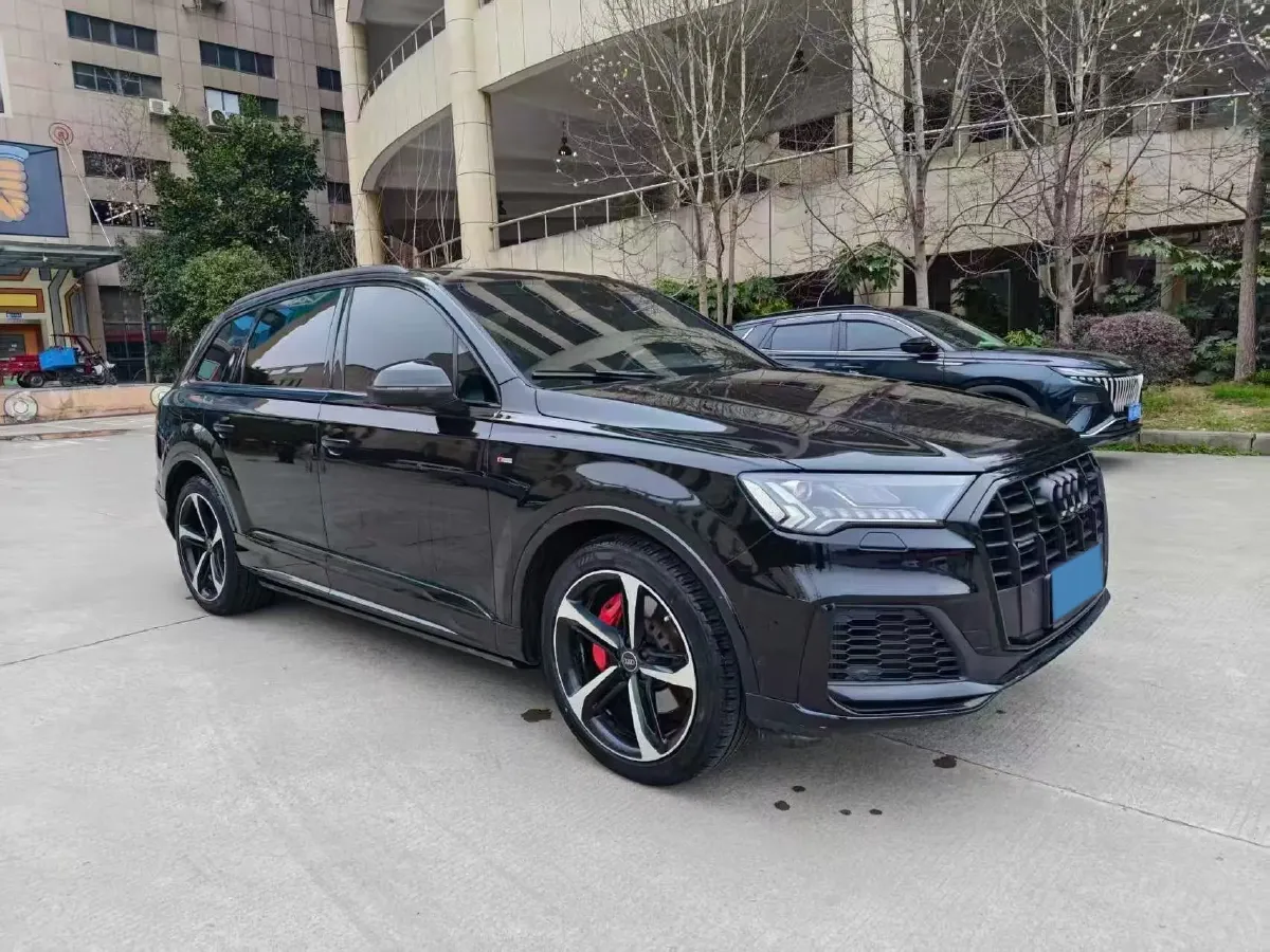 2022 Audi Q7 3.0T 340HP V6 8AT,autocango,china used car exporter,china ev exporter,chinese used car exporter,chinese used ev exporter