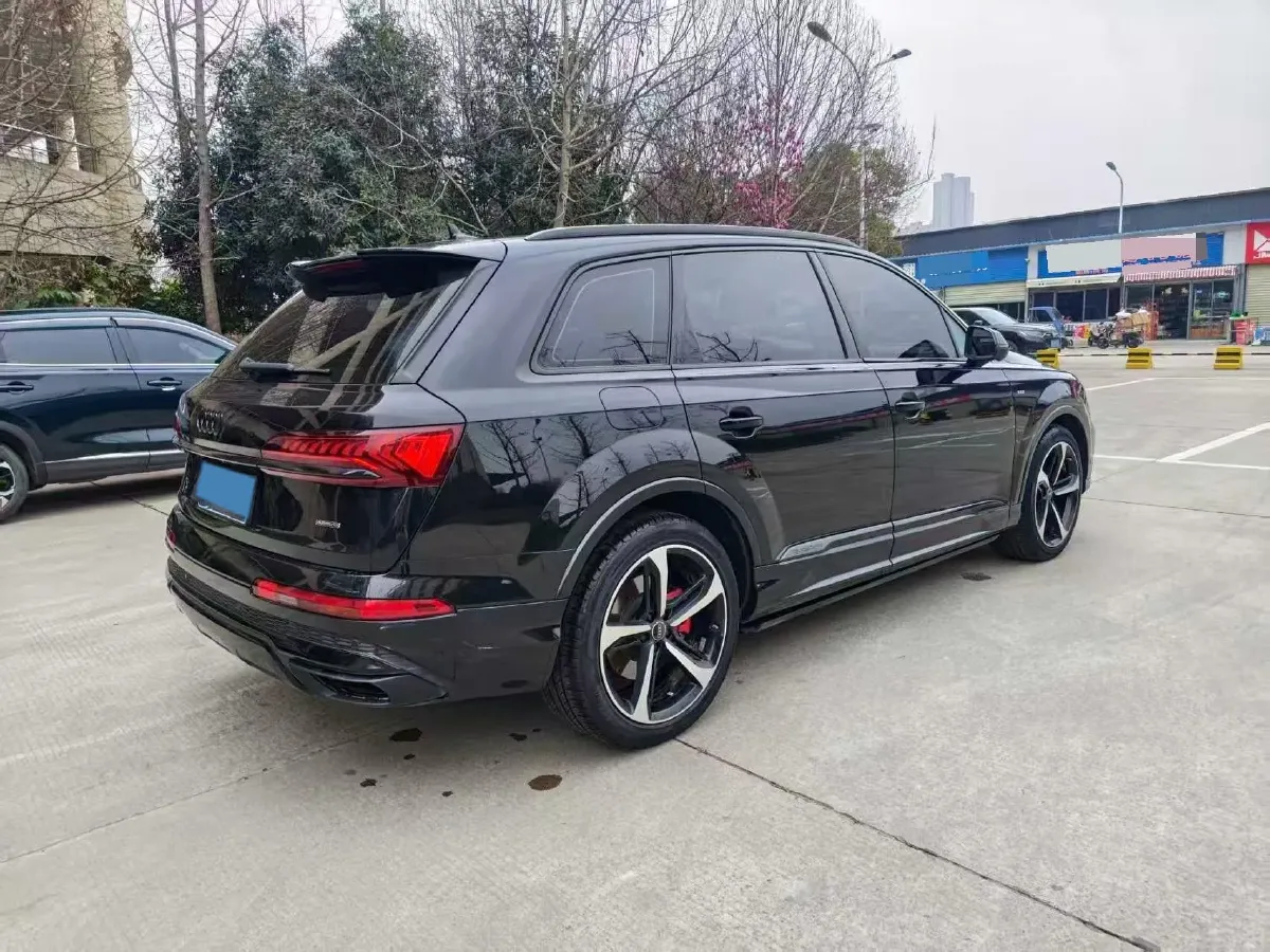 2022 Audi Q7 3.0T 340HP V6 8AT,autocango,china used car exporter,china ev exporter,chinese used car exporter,chinese used ev exporter