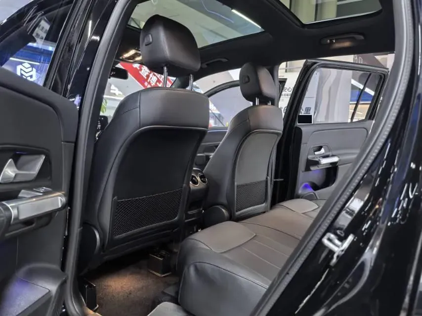 2023 Mercedes-Benz GLB Class 2.0T 190HP L4 8DCT,autocango,china used car exporter,china ev exporter,chinese used car exporter,chinese used ev exporter