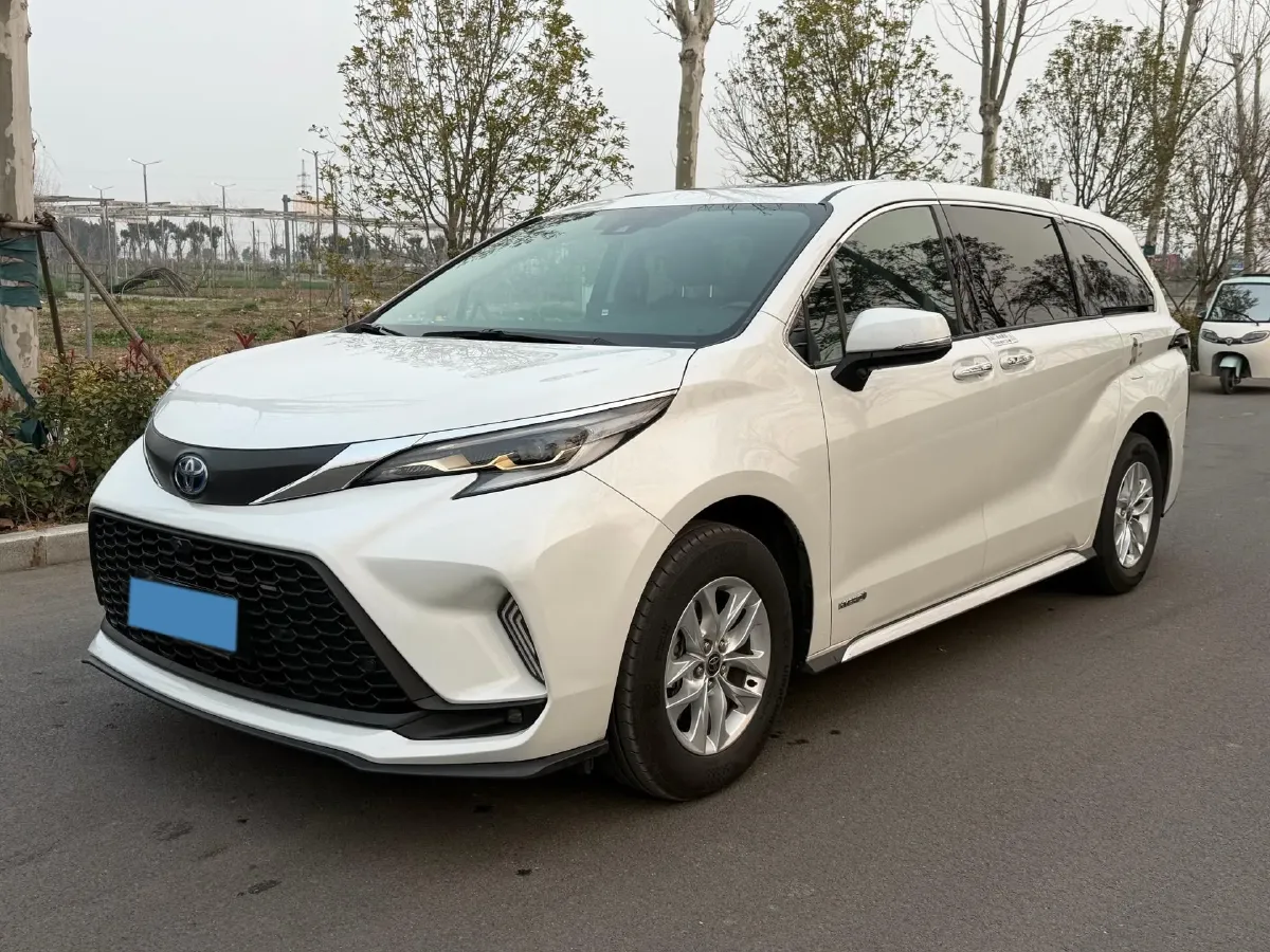 2023 Toyota Granvia 2.5L 189HP L4 E-CVT Hybrid,autocango,china used car exporter,china ev exporter,chinese used car exporter,chinese used ev exporter