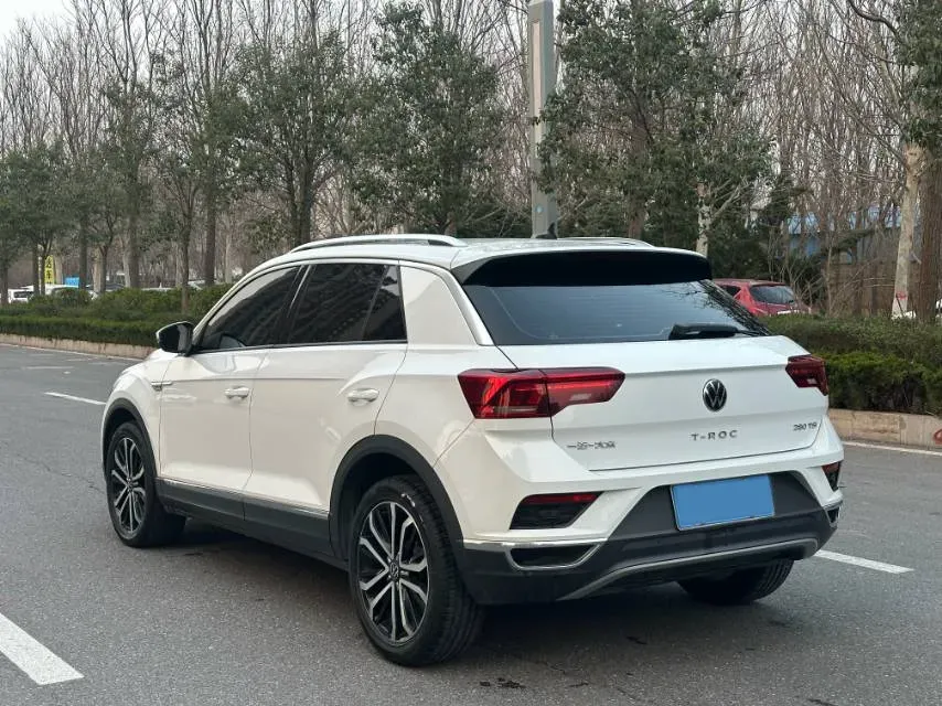 2021 Volkswagen T-Roc 1.4T 150HP L4 7DCT,autocango,china used car exporter,china ev exporter,chinese used car exporter,chinese used ev exporter