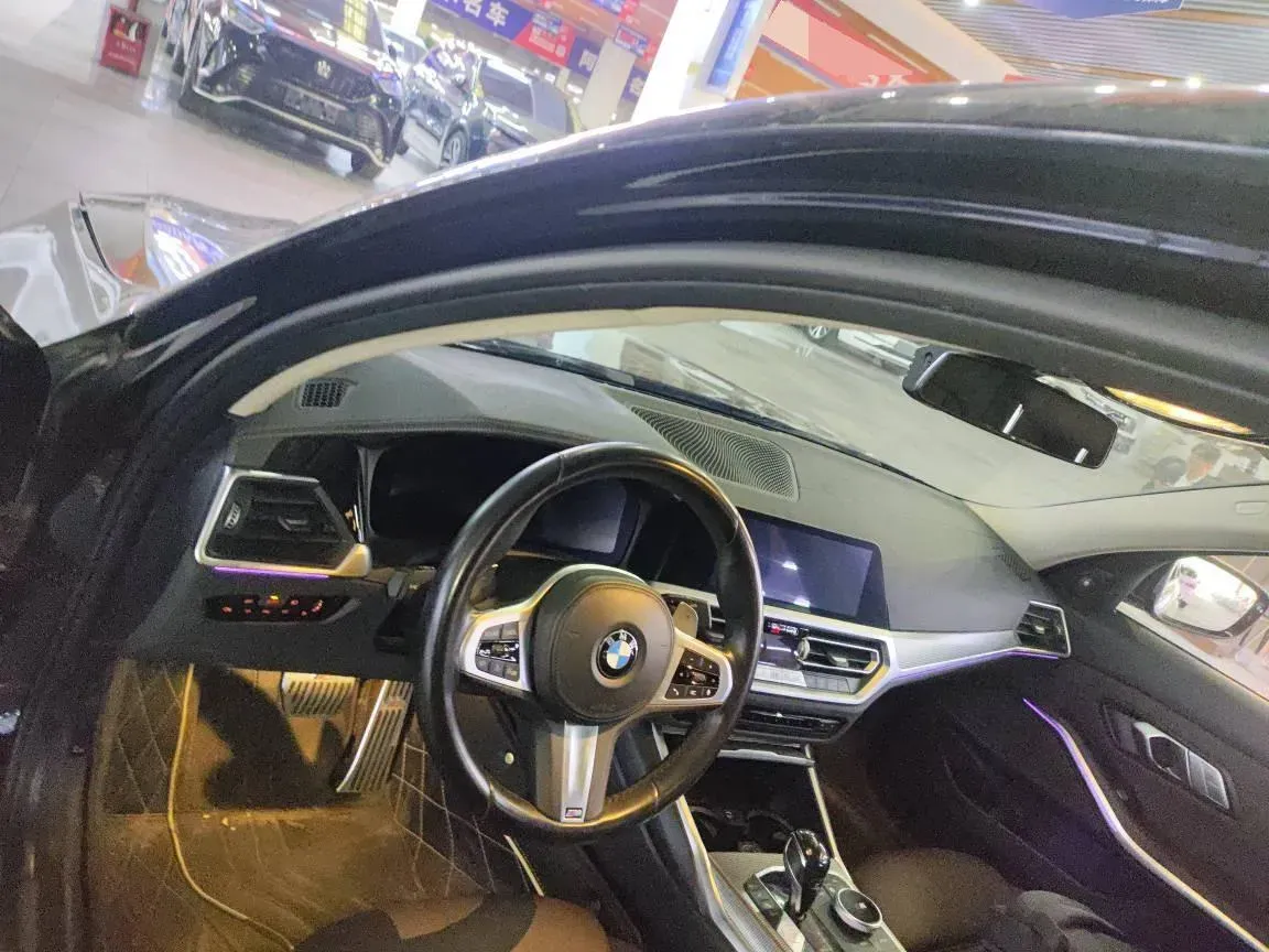 2020 BMW 3 Series 2.0T 184HP L4 8AT,autocango,china used car exporter,china ev exporter,chinese used car exporter,chinese used ev exporter