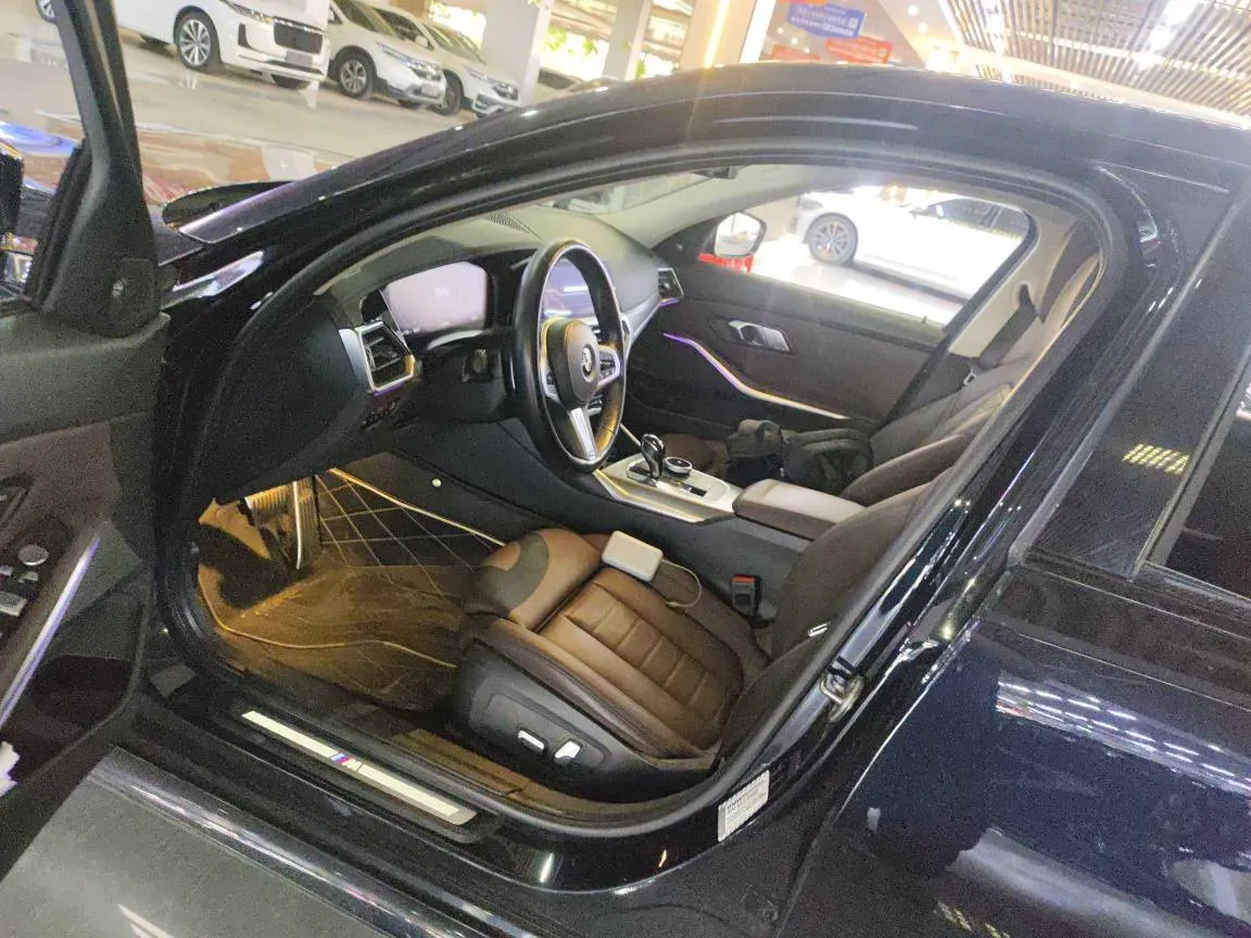 2020 BMW 3 Series 2.0T 184HP L4 8AT,autocango,china used car exporter,china ev exporter,chinese used car exporter,chinese used ev exporter