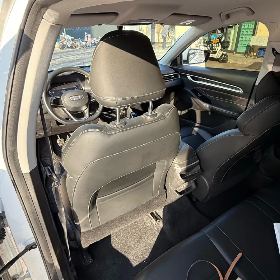 2025 Geely Emgrand 1.5L 127HP L4 5MT,autocango,china used car exporter,china ev exporter,chinese used car exporter,chinese used ev exporter