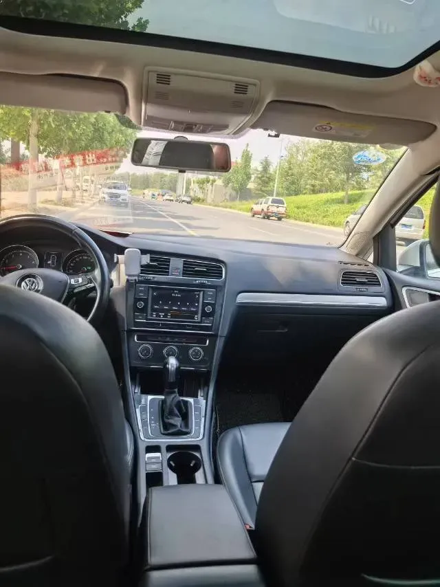 2019 Volkswagen Golf 1.2T 116HP L4 7DCT,autocango,china used car exporter,china ev exporter,chinese used car exporter,chinese used ev exporter