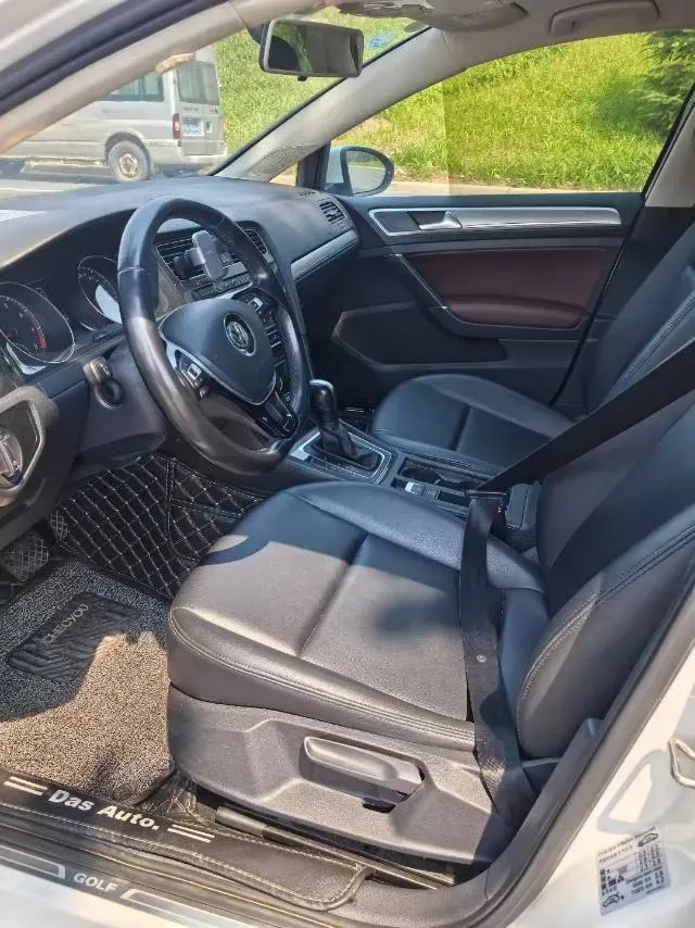 2019 Volkswagen Golf 1.2T 116HP L4 7DCT,autocango,china used car exporter,china ev exporter,chinese used car exporter,chinese used ev exporter