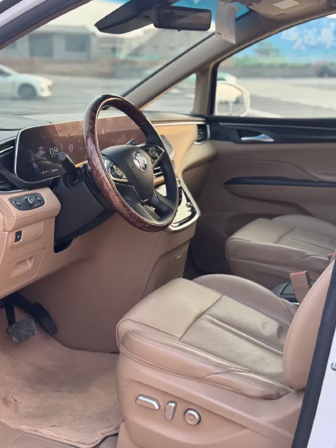 2021 Buick GL8 2.0T 237HP L4 9AT,autocango,china used car exporter,china ev exporter,chinese used car exporter,chinese used ev exporter