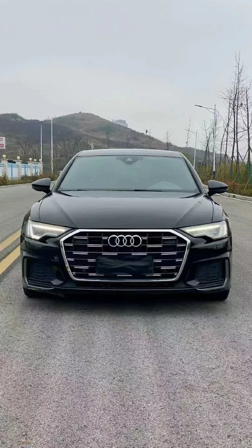 2021 Audi A6L 2.0T 224HP L4 7DCT,autocango,china used car exporter,china ev exporter,chinese used car exporter,chinese used ev exporter