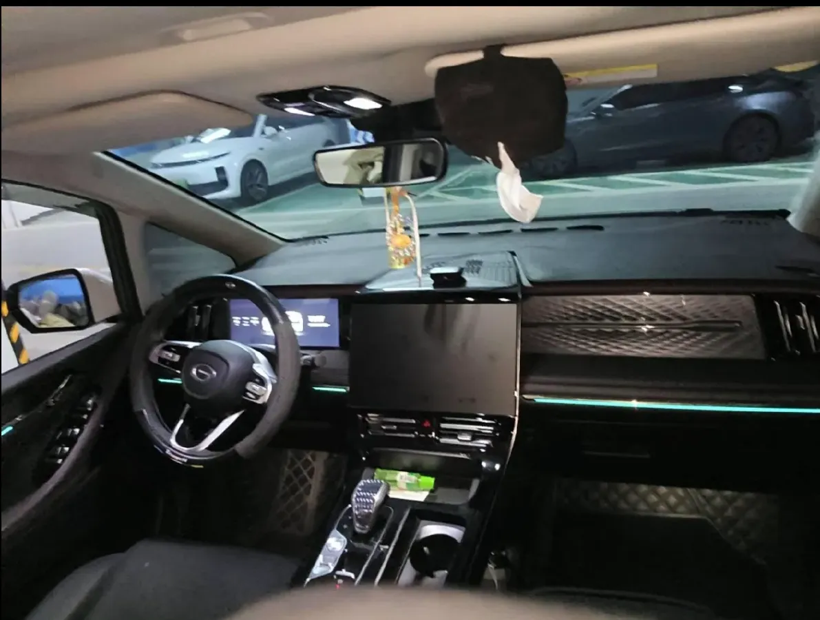 2024 GAC Trumpchi M8 2.0T 252HP L4 8AT,autocango,china used car exporter,china ev exporter,chinese used car exporter,chinese used ev exporter