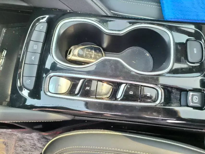 2023 Buick EnvisionPlus 2.0T 237HP L4 9AT,autocango,china used car exporter,china ev exporter,chinese used car exporter,chinese used ev exporter