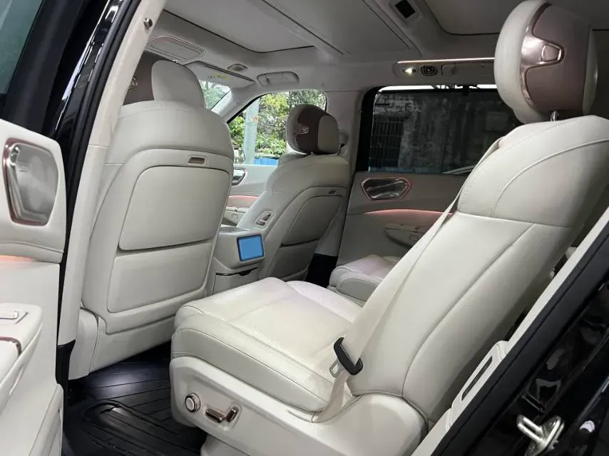 2025 LYNK&CO 900 1.5T 190HP L4 3DHT PHEV 43.3KWH,autocango,china used car exporter,china ev exporter,chinese used car exporter,chinese used ev exporter