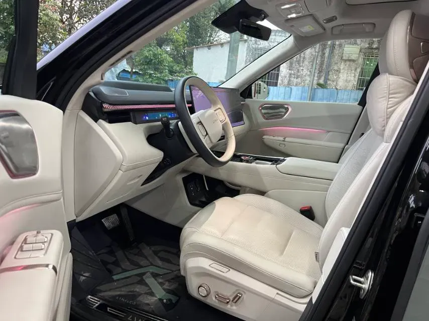 2025 LYNK&CO 900 1.5T 190HP L4 3DHT PHEV 43.3KWH,autocango,china used car exporter,china ev exporter,chinese used car exporter,chinese used ev exporter